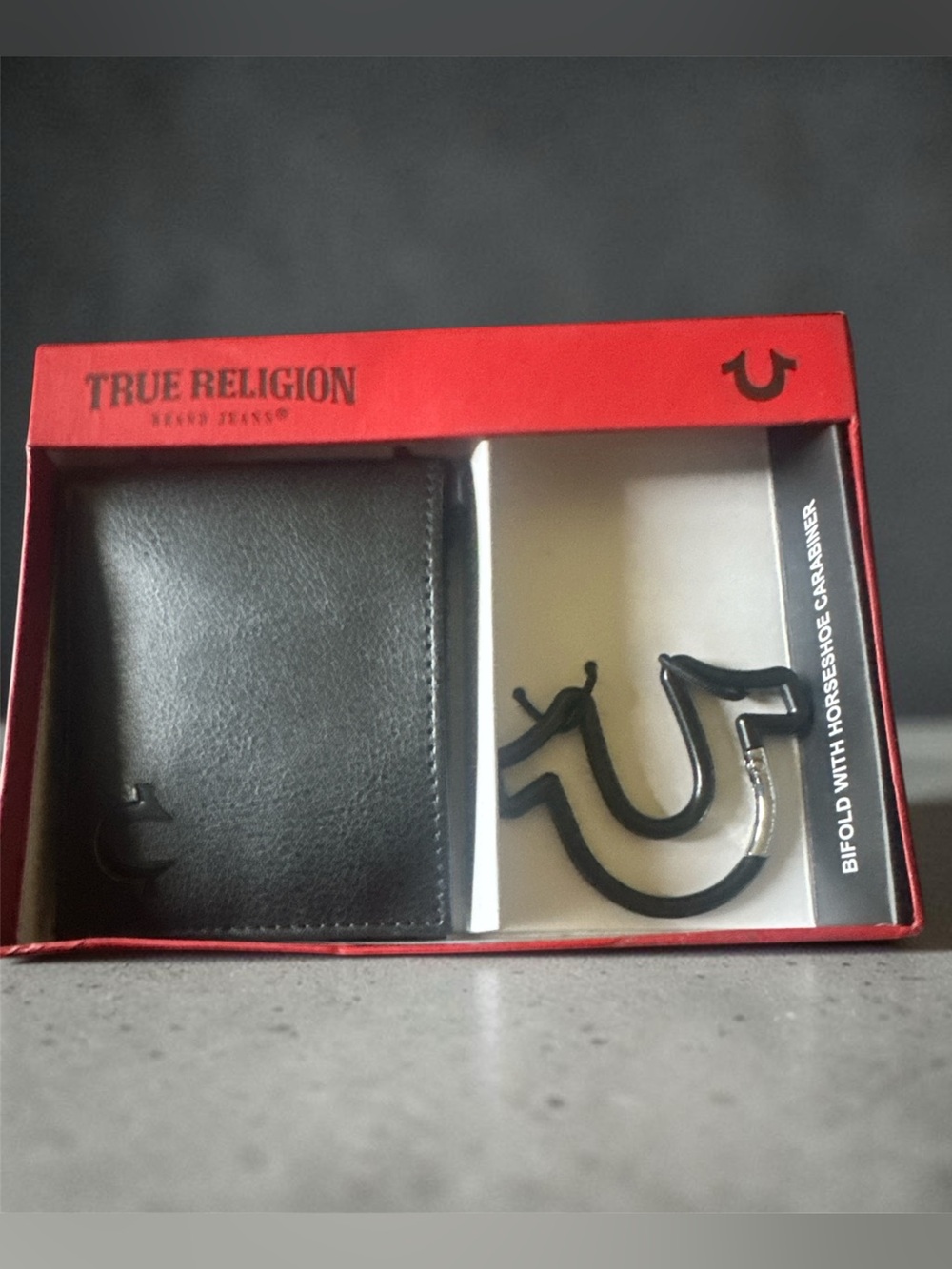 True Religion Black Bifold  w/Horseshoe Carabiner